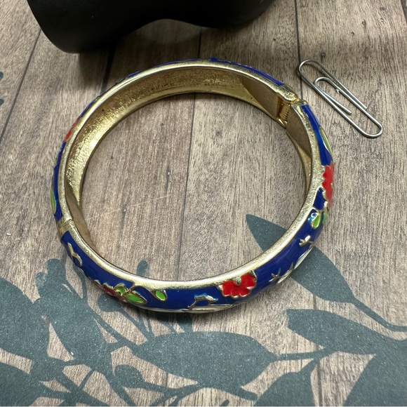 Gold Blue‎ Red White Enameled Hinged Bird Flower Bangle B7 - Picture 4 of 4